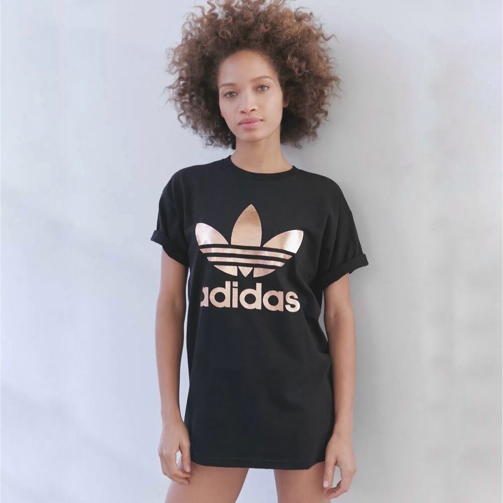 adidas Originals Urban Outfitters‎ Rose Gold Double Logo Tee Size Medium